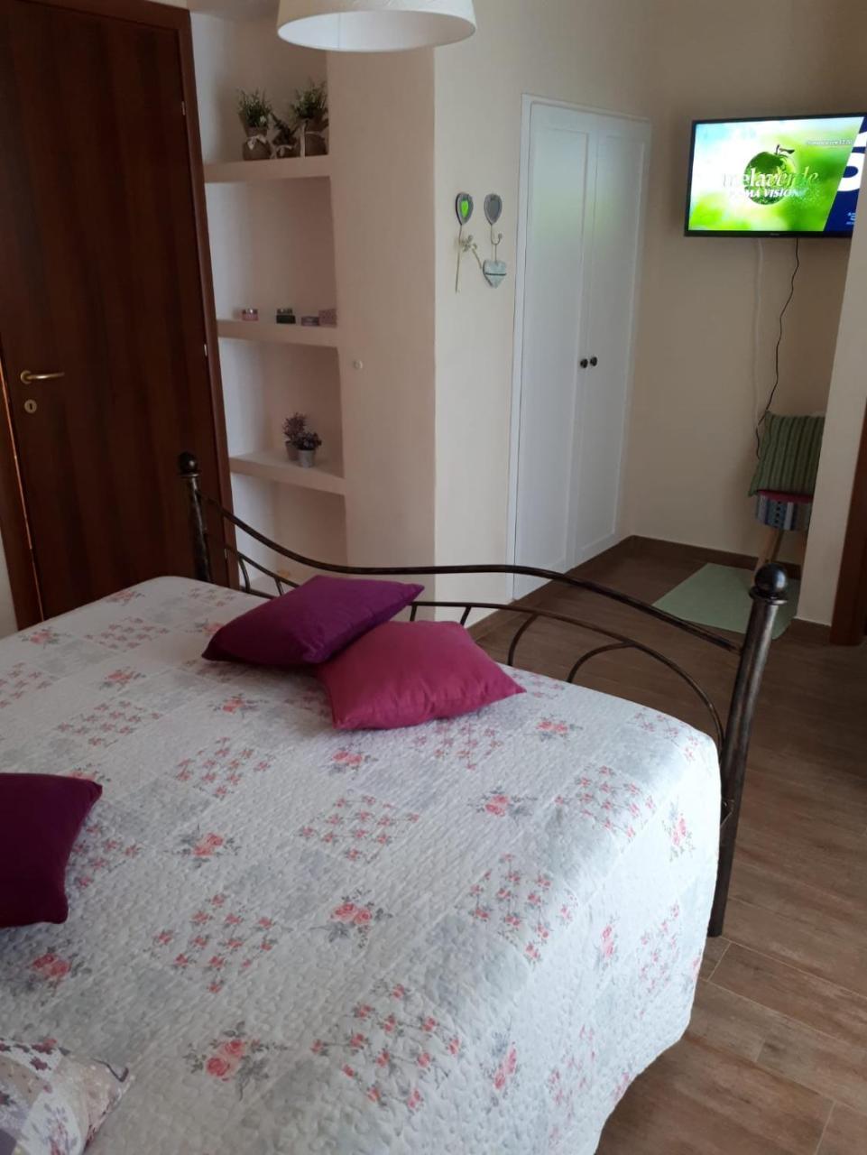 B&B La Dolce Sosta 丰尼 外观 照片