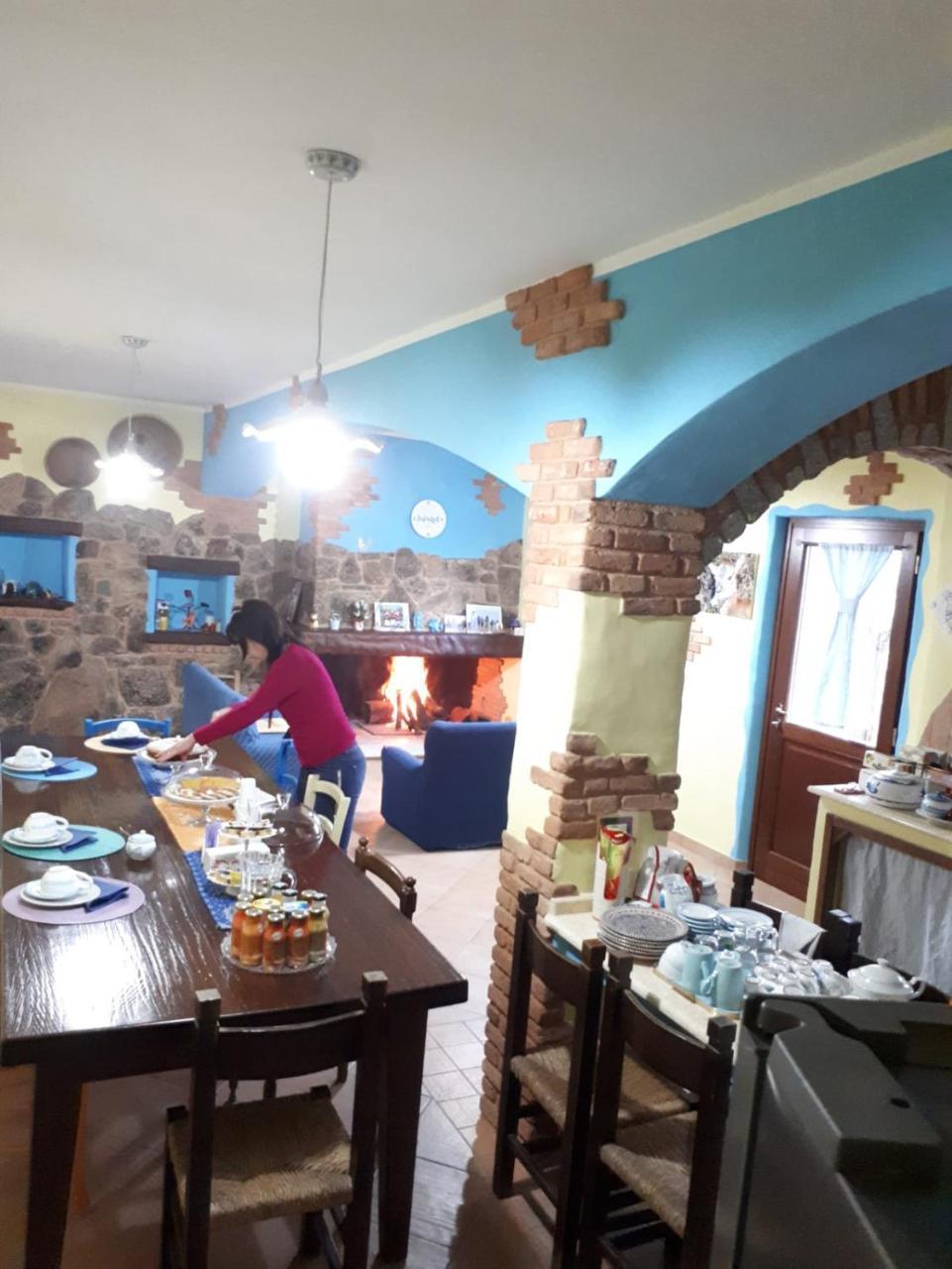 B&B La Dolce Sosta 丰尼 外观 照片