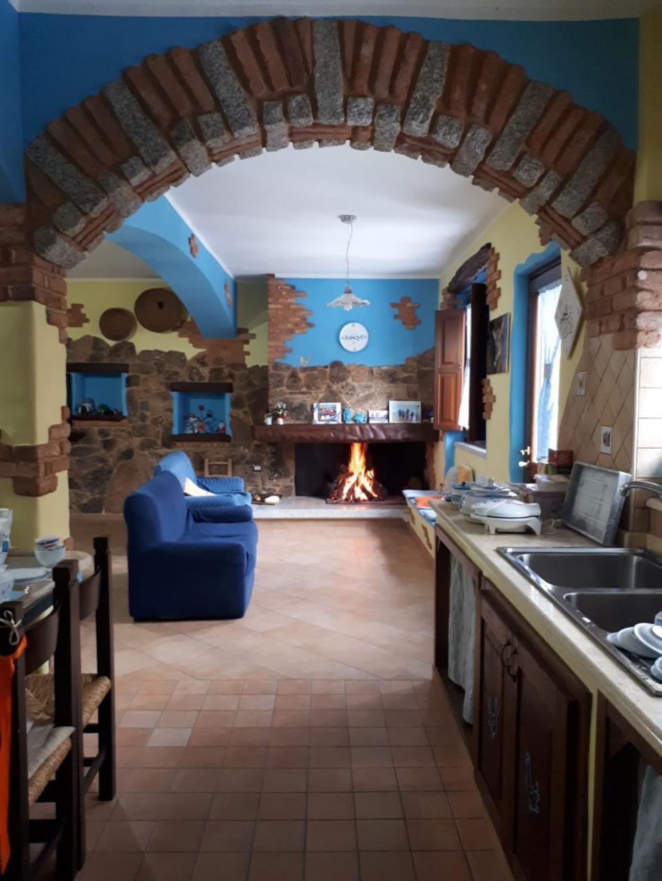 B&B La Dolce Sosta 丰尼 外观 照片
